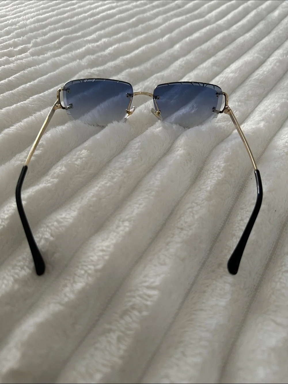 Rimless Blue Gradient Women’s Sunglasses with Gold Frame